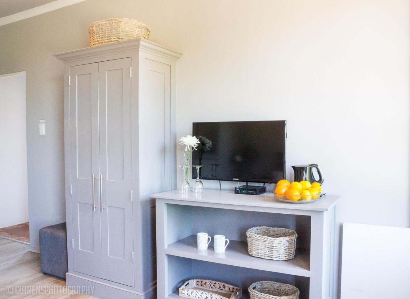 クラレンス Highland Quarters Bed & Breakfast エクステリア 写真